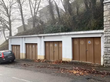 vente parking à tulle (19000)  45 000 €