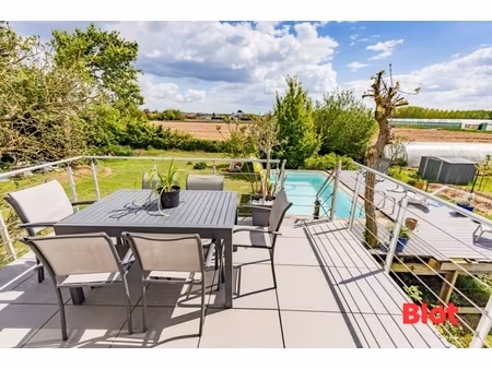maison avec piscine - 5 chambres