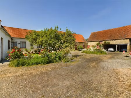 a vendre : corps de ferme à téteghem
