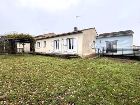 vente maison à montrevault (49110) : à vendre / 138m² montrevault