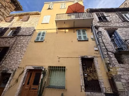 la turbie : studio avec coin chambre