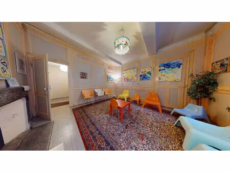 local profesionnel besancon 122 m2