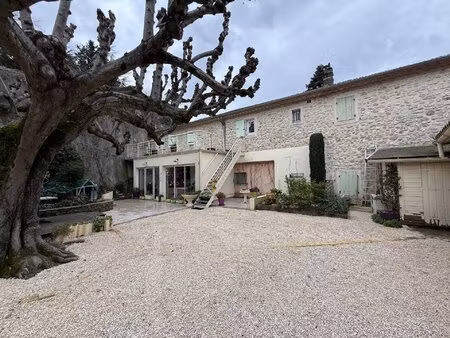 maison avec chambres d'hôtes