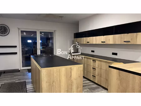 lot de deux appartements dont un en état brut.