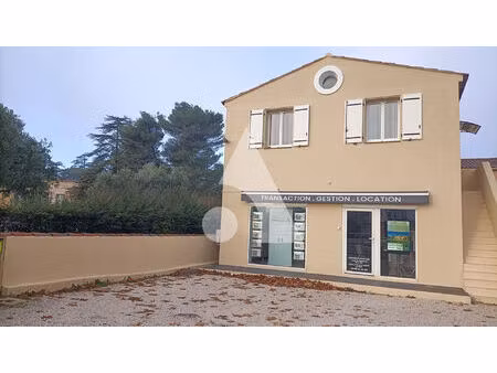 a louer bureaux st maximin la ste baume 48 m2 et parking.