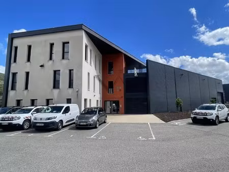 bureaux a louer a partir de 185 m² - forte visibilite