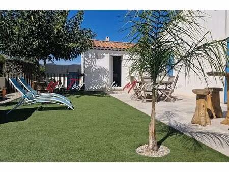 maison récente de plain pied  4 pièces  3 chambres  80m2 et garage 27m2 à pierrefeu du var