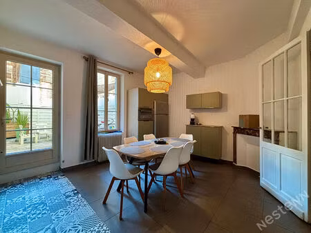 agen hyper-centre - maison meublée avec 3 chambres et cour privative