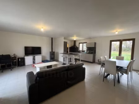 lavau (89170) - maison 6 pièces 109 m2 - 1 01 ha de terrain