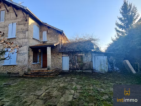 maison 5 chambres avec jardin et cave à rénover