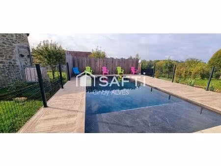 deux maisons contemporaines avec piscine et spas