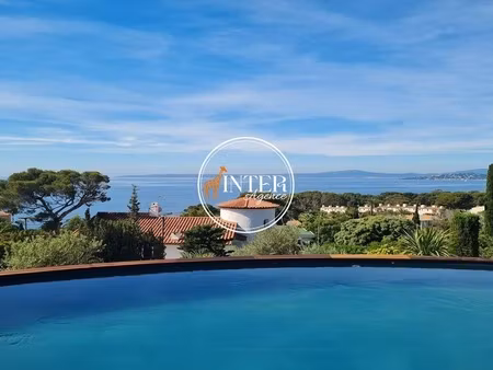 villa de qualité à les issambres