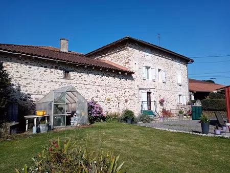 vente maison 5 pièces 105 m² à suris (16270)  174 900 €