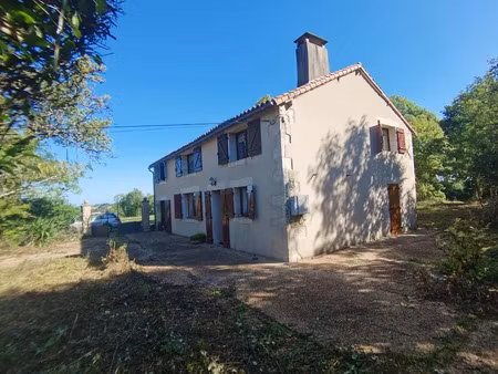 vente maison 4 pièces 158 m² à saint-claud (16450)  148 400 €