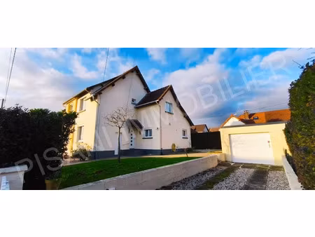 vente maison 5 pièces 88 m² à notre-dame-de-gravenchon (76330)  175 000 €