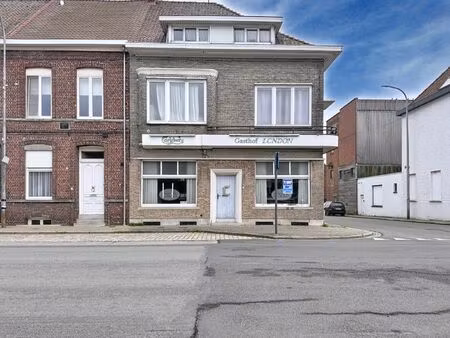 centraal gelegen horecazaak/handelspand