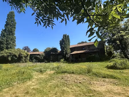 vente maison 9 pièces 300 m² à montemboeuf (16310)  231 000 €