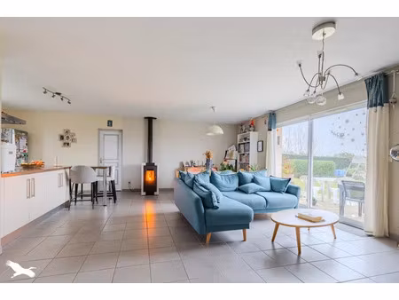 vente maison 4 pièces 91 m² à rauzan (33420)  230 000 €