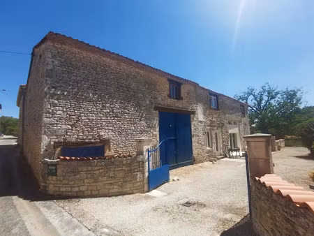 vente maison 4 pièces 175 m² à saint-mary (16260)  199 990 €