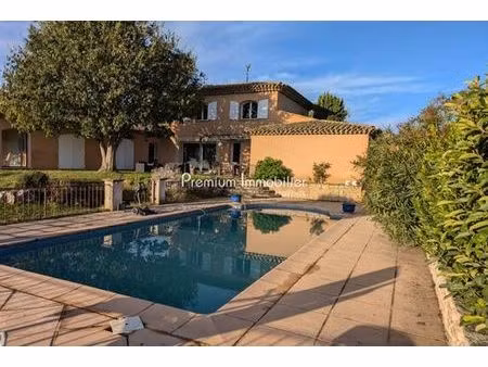 villa de 3 chambres de luxe en location le puy-sainte-réparade  france