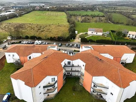 appartement t3 de 70 m² exposé sud -terrasse  ascenseur et 2 parkings