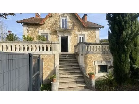 charmante maison bourgeoise avec jardin et appartement indépend