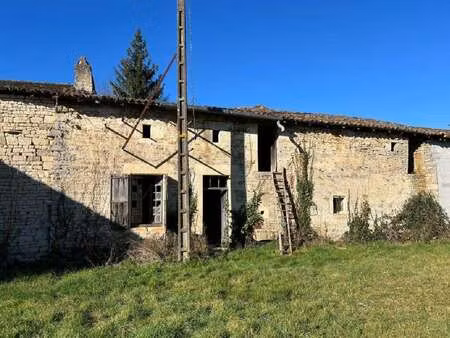 vente maison à villefagnan (16240) : à vendre / 72m² villefagnan