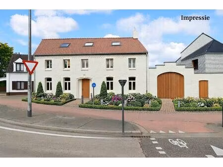 commercieel te koop in dilsen-stokkem met 4 slaapkamers