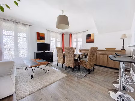 appartement t4 près de bailly romainvilliers à louer