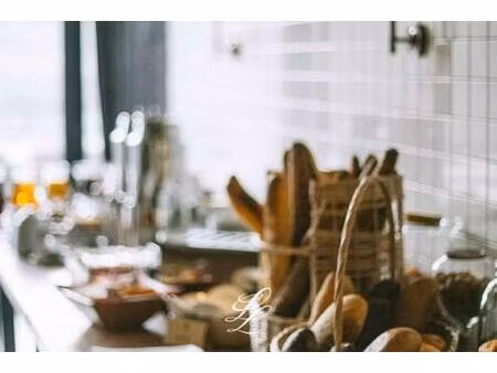 vente - immeuble 7 pièces 145 m2 cerans foulletourte