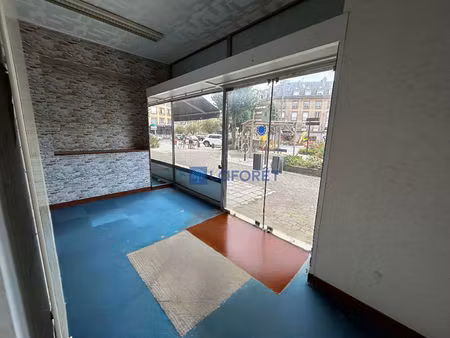 local commercial flers à louer