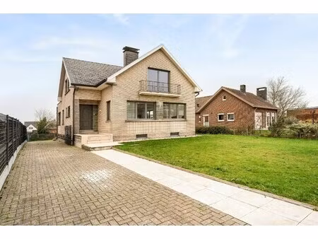 huis te koop in mazenzele met 5 slaapkamers