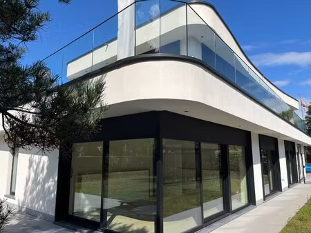 huis te koop in knokke-heist met 3 slaapkamers