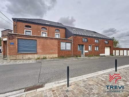 commercieel te koop in farciennes met 12 slaapkamers