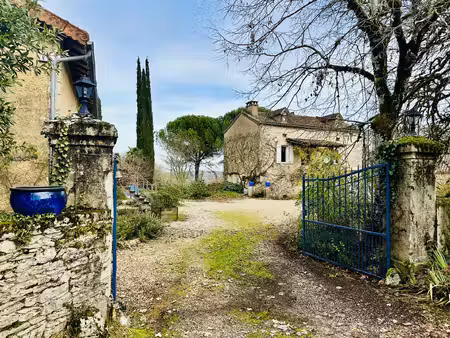propriété de caractère aux portes de saint-cirq-lapopie