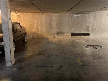 garage à vendre à jozef van elewijckstraat 105 strombeek-bever (vbd65199)