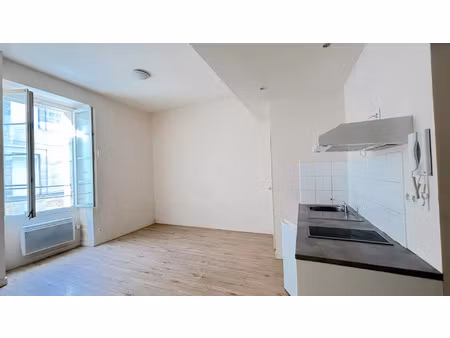 location appartement 2 pièces 35 m² à libourne (33500)