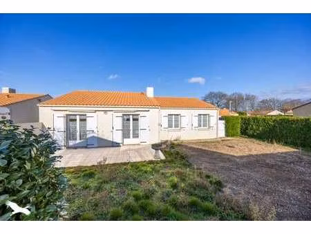 vente maison à la roche-sur-yon (85000) : à vendre / 90m² la roche-sur-yon