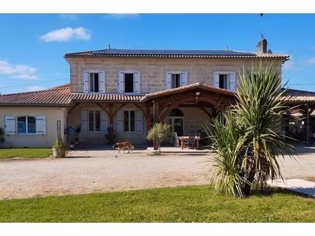 maison 12 pièces - 341 m²