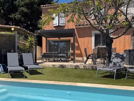 vente maison 6 pièces 110 m² à la farlède (83210)  475 000 €