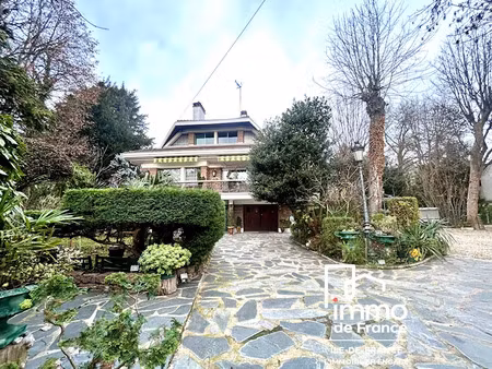 vente maison 7 pièces 212 m² à chelles (77500)  695 000 €