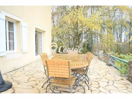 maison à la campagne