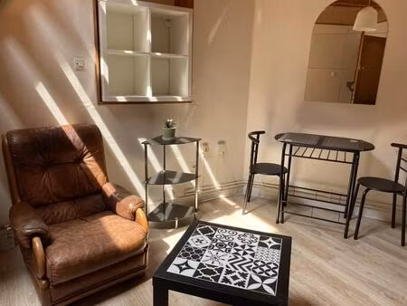 location appartement 2 pièces 28 m² à douai (59500)