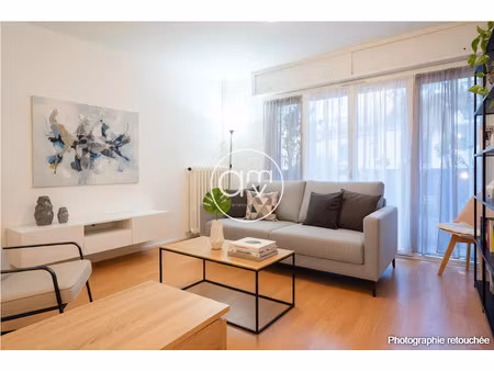 vente appartement 2 pièces 43 m² à hyeres (83400)  138 000 €