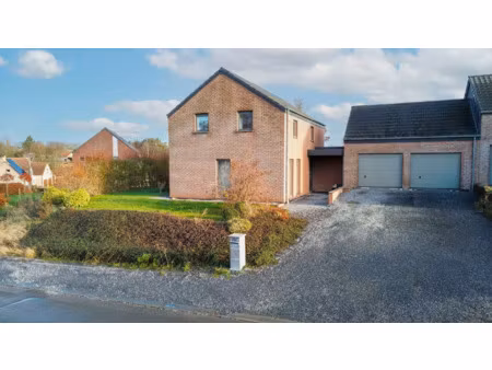 maison à vendre à rue de la sarthe 19c couthuin (vbd65069)