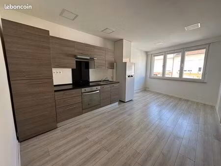 appartement 3 pièces 93 m²