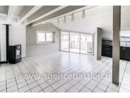 location appartement 3 pièces 64 m² à saint-genis-pouilly (01630)