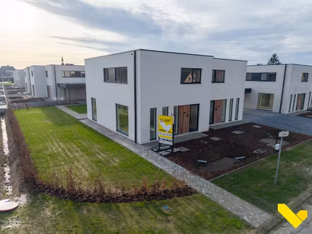 huis te koop in laakdal met 4 slaapkamers