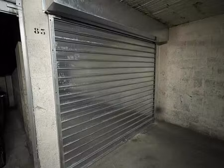 garage / box marseille vieux port 13007