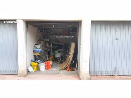 parking/box 11 m² marseille